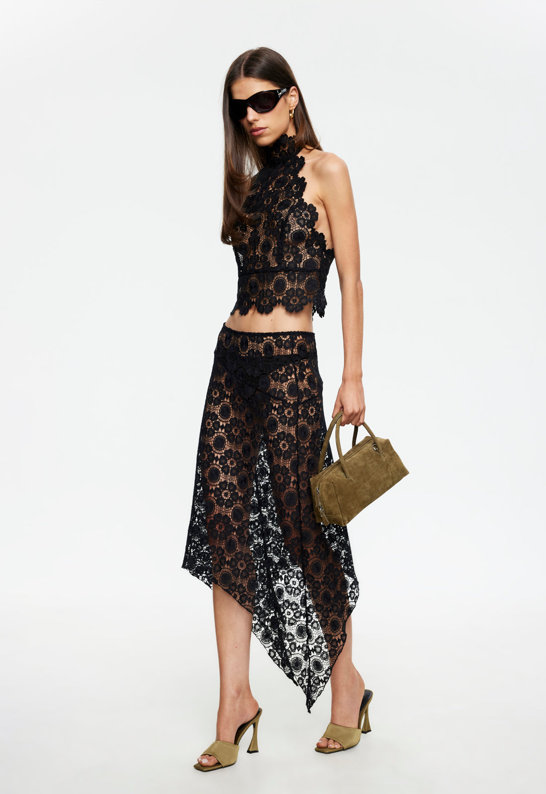 Lioness Fashion Classic Trophy Halter - Noir