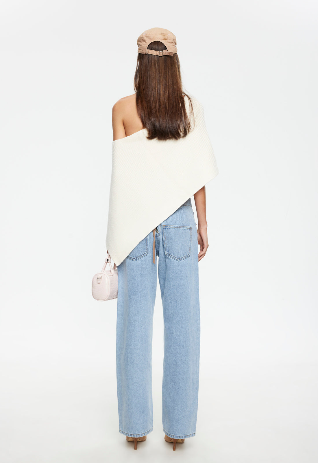 Lioness Fashion Smart Buy Lumious Ponch - Milk
