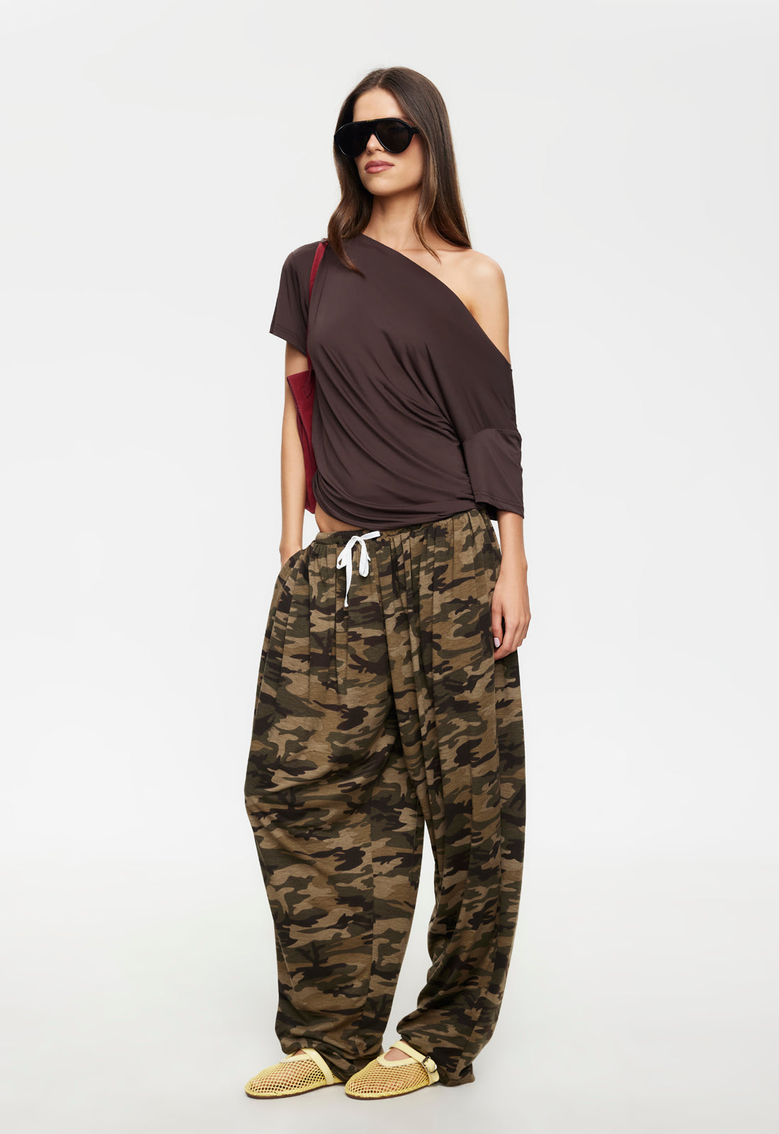 Lioness Fashion Trending WILDLANDS TEE - CHOCOLATE
