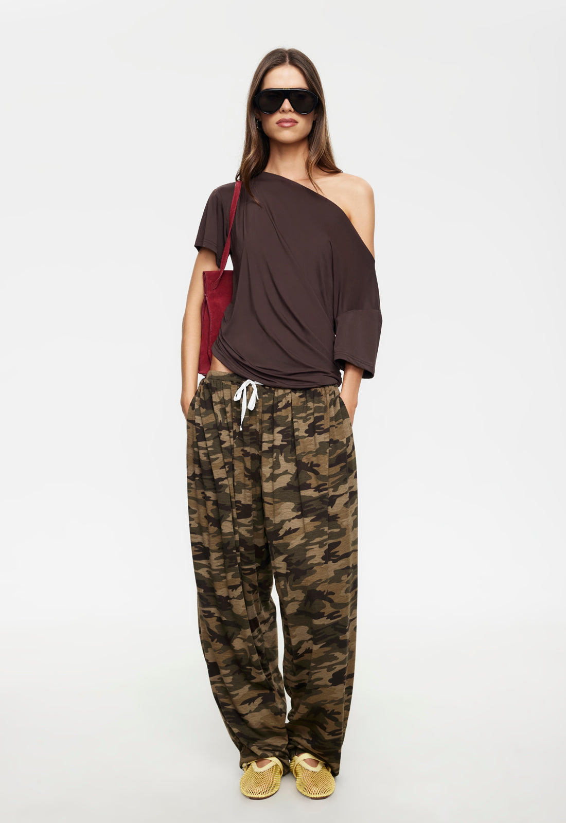 Lioness Fashion Trending WILDLANDS TEE - CHOCOLATE
