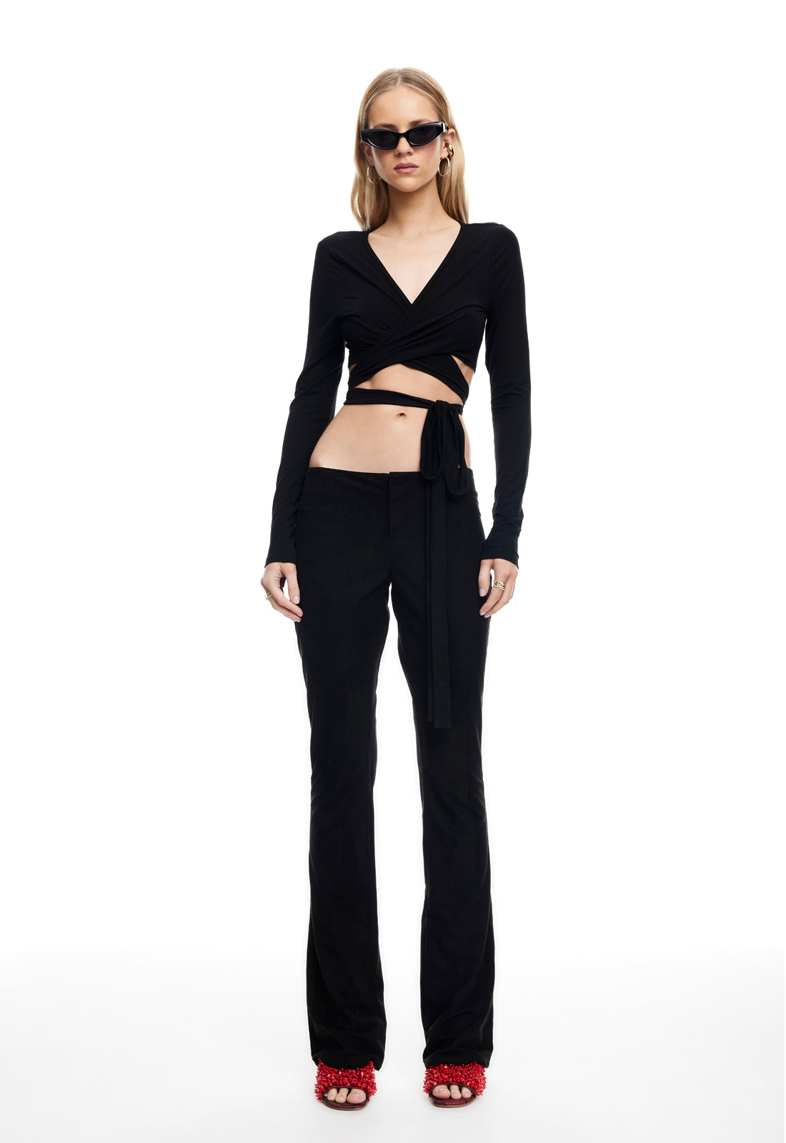 Lioness Fashion Customer Favorite BOUNDLESS TOP - NOIR