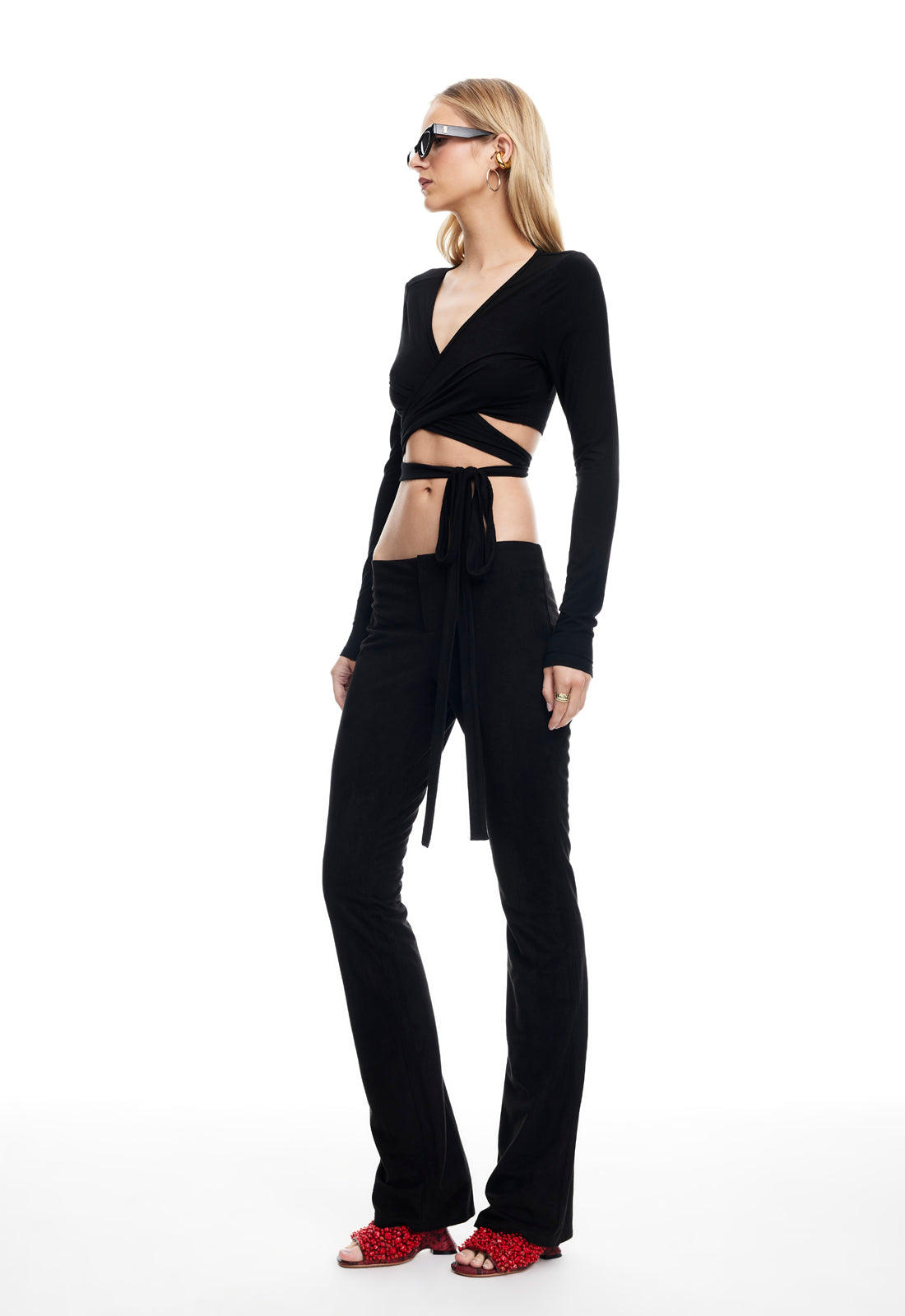 Lioness Fashion Customer Favorite BOUNDLESS TOP - NOIR